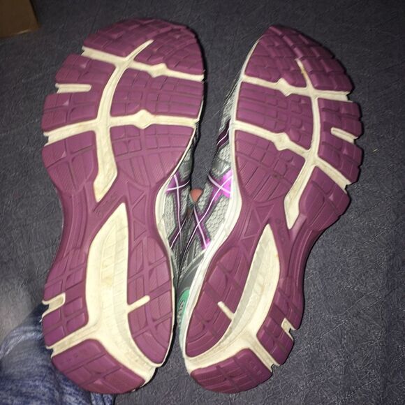 ASICS athletic sporty basics sneakers tennis shoes - Picture 5 of 6